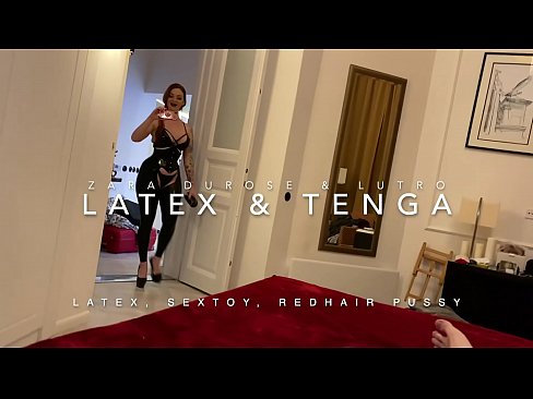 ❤️ Sister wamutu wofiyira atavala chovala cha latex chogwidwa ndi mchimwene wake wopeza Kanema wamatako pa ny.pornokey.ru ☑